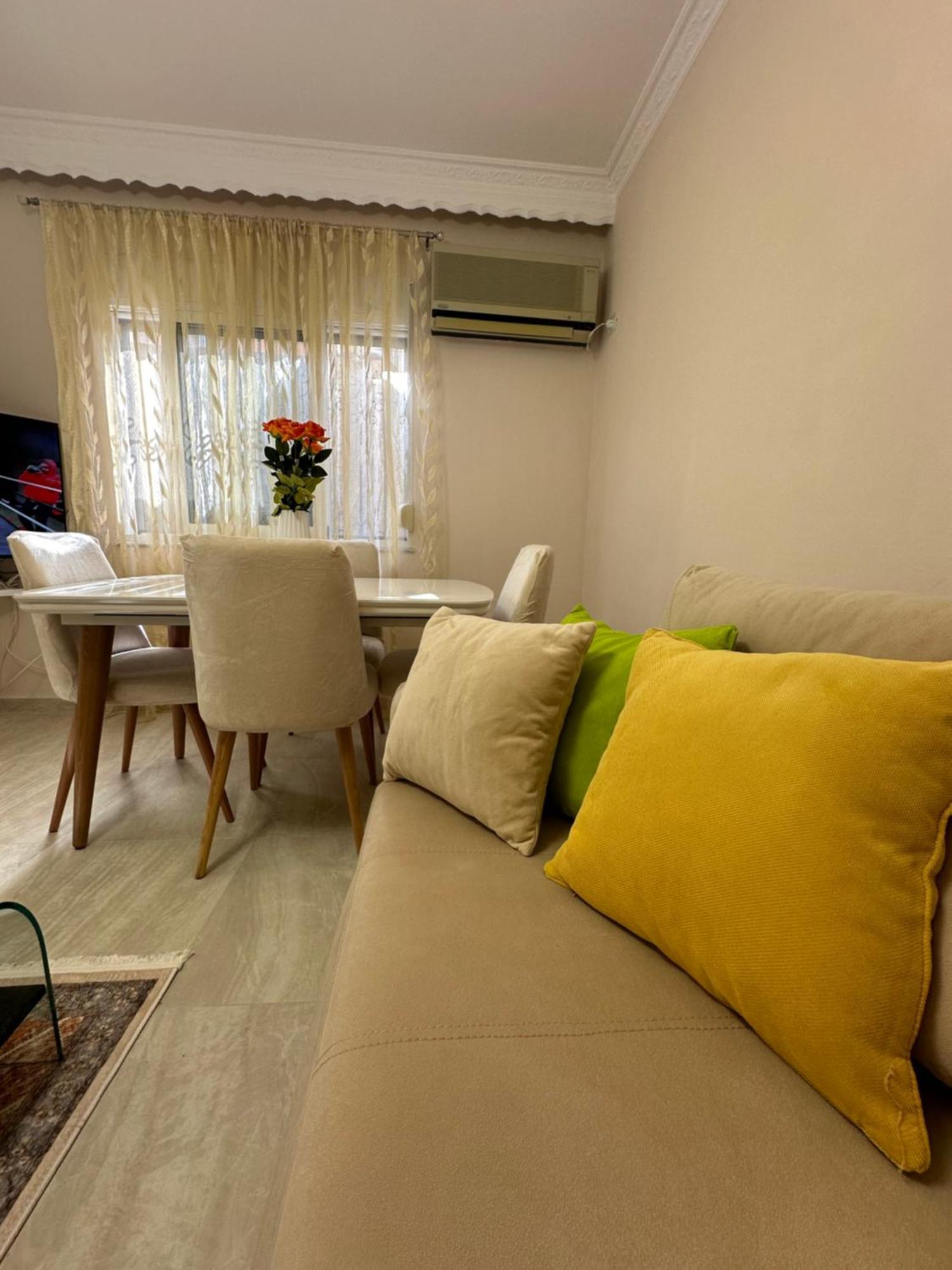 Apartament Dori *